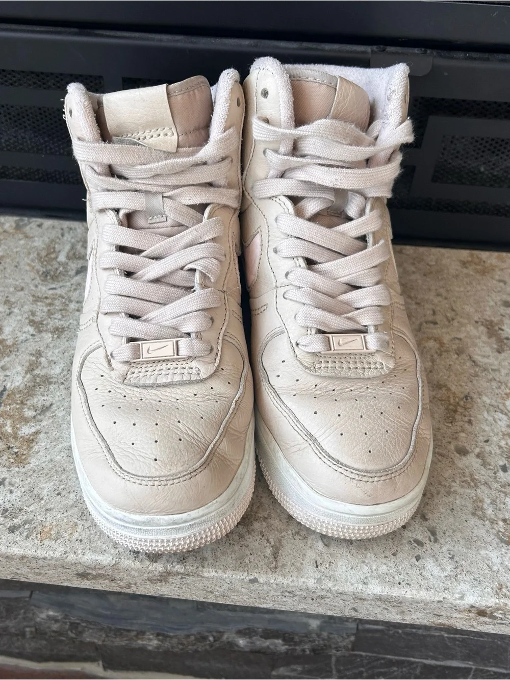 Nike Air Force 1 High Sculpt in “Sanddrift/Neutral Pink”